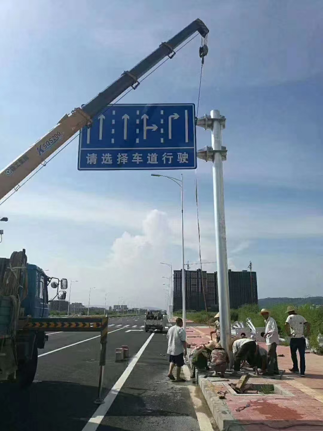 十堰市红绿灯杆八角杆 - 价格